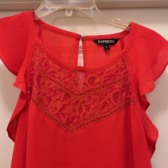 Express pink lace blouse - Picture 2 of 4